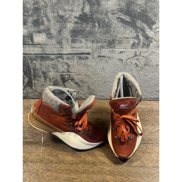 Sorel Women's Out 'N About III Conquest Waterproof Boot Warp Red Rust Size 7.5 - Picture 1 of 8